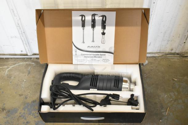 AvaMix 928IBHD18 18" heavy-duty immersion blender, brand new, 1 1/4 hp, variable speed, 120 volts, in original packaging.