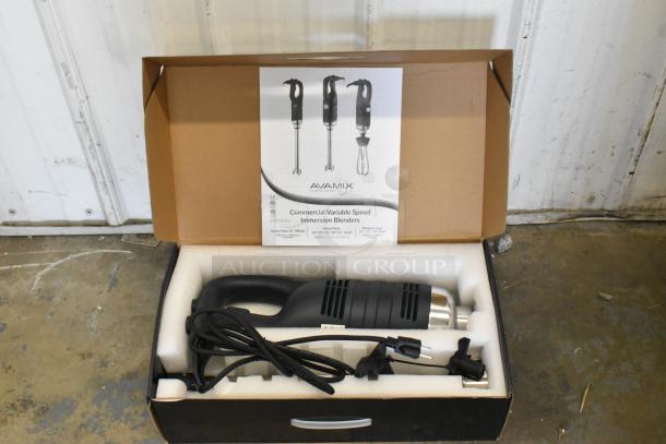 Brand new AvaMix 928IBHD18 immersion blender in box. Heavy-duty, 18", variable speed, 1 1/4 hp, 120 volts.