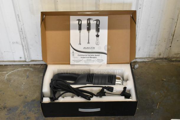 AvaMix 928IBHD18 18" heavy-duty variable speed immersion blender, 1 1/4 hp, new in box, 120 volts, 1 phase.