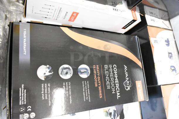 BRAND NEW AvaMix 928IBHD18 18" Heavy-Duty Variable Speed Immersion Blender, 1 1/4 hp, 120 Volts, scratch and dent condition.