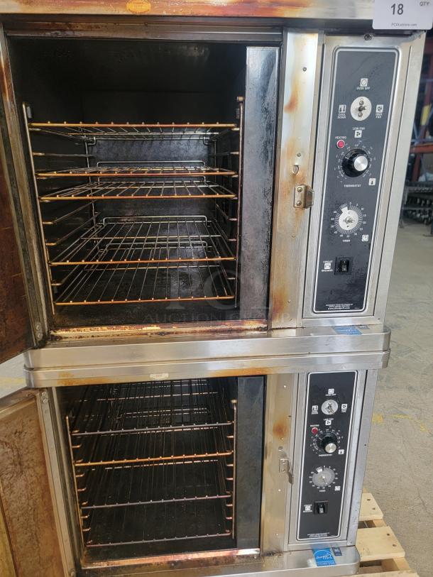 Blodgett CTB-1 Double Convection Oven, electric, stainless steel, dual controls, used condition, ideal for commercial kitchens.