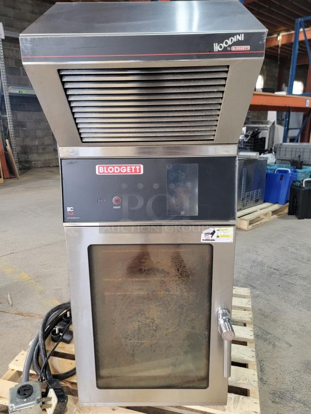 Blodgett BLCT-6E-H Ventless Combi-Oven with Hoodini™ system, stainless steel, countertop model, good condition.