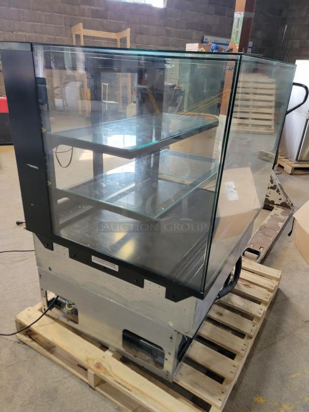 Structural Concepts NE3627RSV refrigerated slide-in counter display case, glass shelves, tested and working condition.