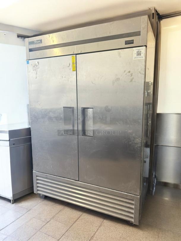 True T-49F-HC 2-door reach-in freezer, stainless steel, excellent condition, 115V, fully tested and working.