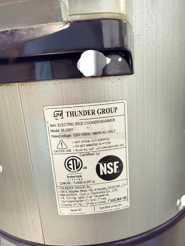 Thunder Group SEJ3201 Electric Rice Cooker/Warmer in excellent condition, 120V, fully tested. Certified by ETL and NSF.