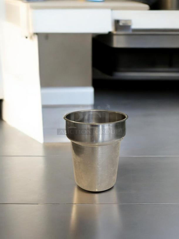 GSW stainless steel malt cup, standard commercial size, excellent condition. Fully tested and working.