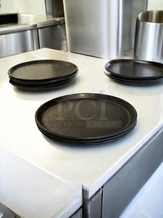 Excellent Condition – Set of 3 Cast Iron Pizza Pans – Fully Tested & Ready to Use! - Item #1205807