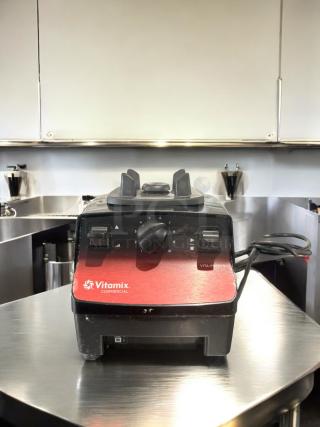 Excellent Condition – Vitamix Vita-Prep 3 Commercial Blender Base – 120V – Fully Tested & Working! - Item #1205796