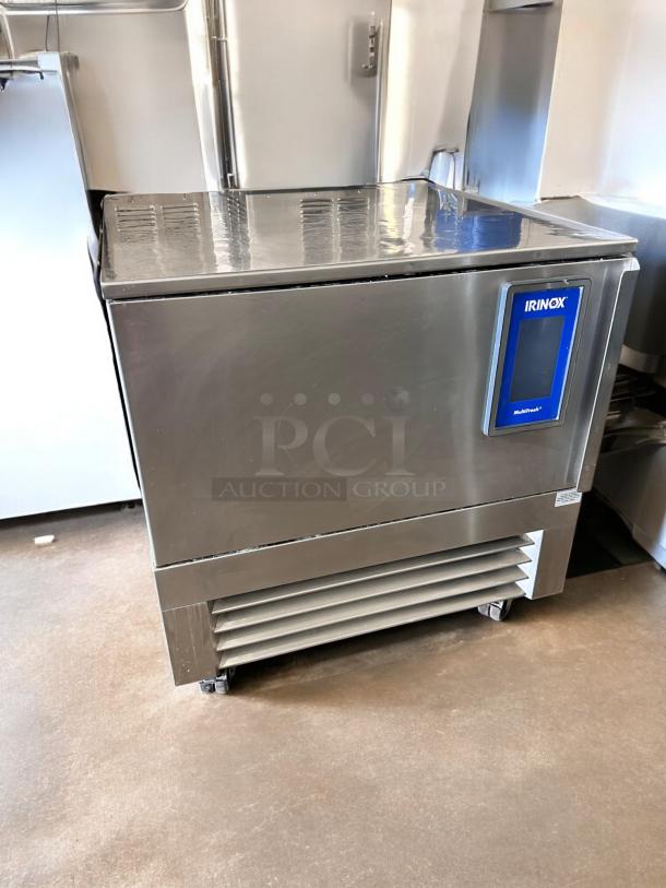 Irinox MF30.2 MultiFresh Blast Chiller/Freezer in excellent condition, stainless steel, 208V, fully tested and working.