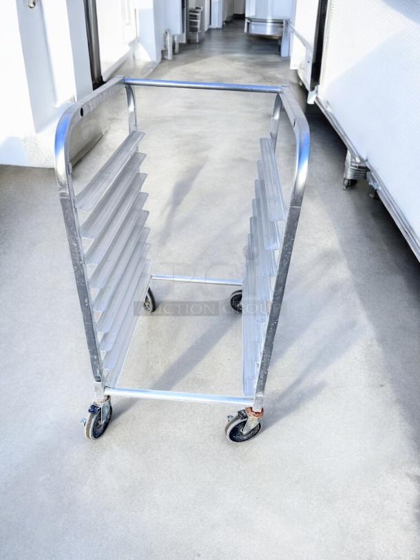 Commercial Quality aluminum 10-slot pan rack, excellent condition, mobile with casters, fully tested and working.