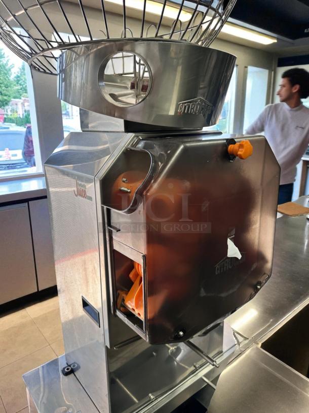 Citrocasa 8000SB commercial orange juicer in excellent condition, fully operational, stainless steel finish, model 90.002/ATS-115.