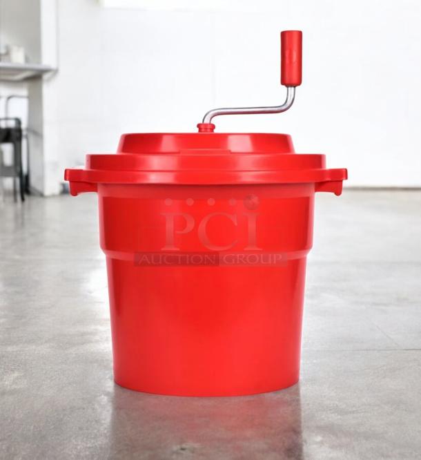 Chef Master manual salad spinner, 5-gallon capacity, red, excellent condition. Features manual crank; fully tested and working.