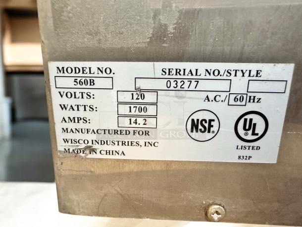 Wisco 560B Countertop Pizza Oven, excellent condition, 120 volts, 1700 watts, UL and NSF listed, fully tested.