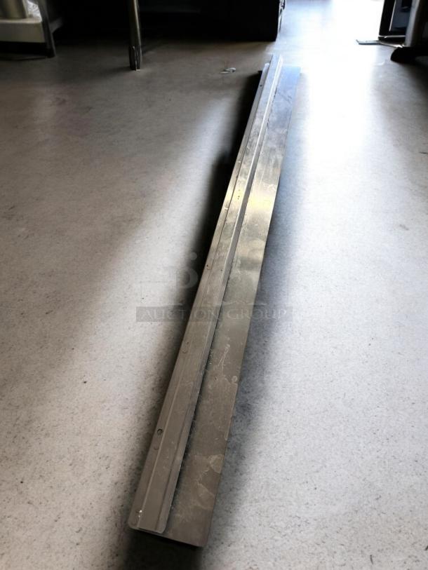 CIS-36 stainless steel check holder, 36 inches, excellent condition, tested and working.
