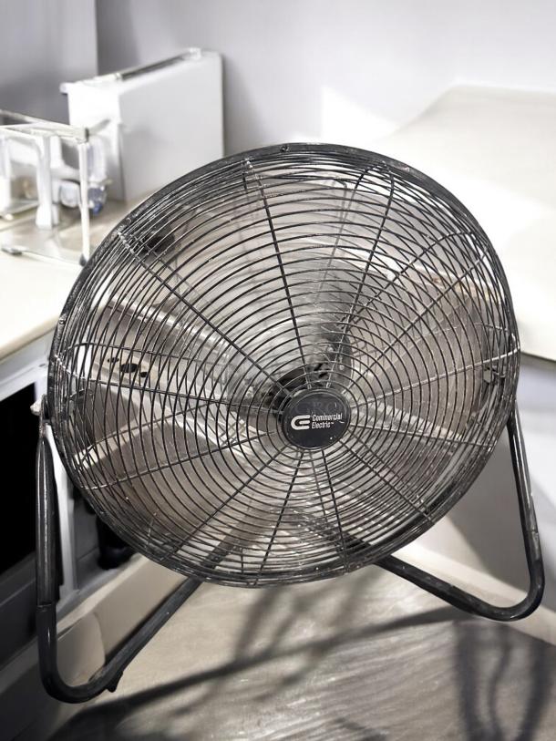 Commercial Electric portable floor fan, Model SFC1-500B, in excellent condition, 20" diameter, 3-speed settings.