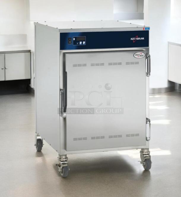 Henny Penny HC-903 Heated Holding Cabinet, stainless steel, excellent condition, fully tested, model CDT.