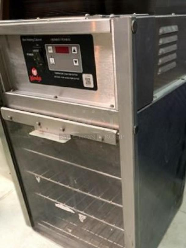 Henny Penny BW-100 Bun Warmer in excellent condition, 120V, fully tested. Stainless steel, digital controls, glass door.