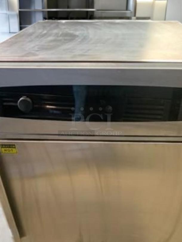 Winston CVap RTV505UVR holding cabinet in excellent condition, stainless steel, 208V, fully tested, visible control panel.