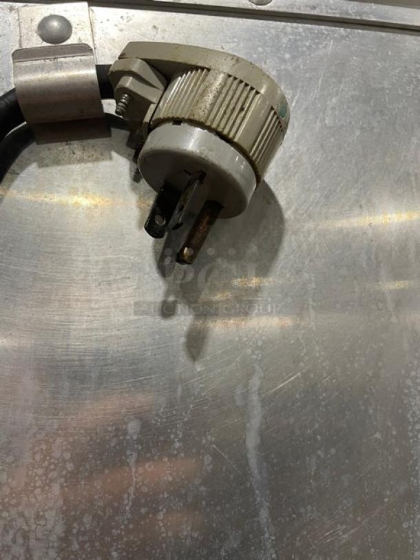 Cres-Cor commercial electric holding/proofing cabinet plug shown. Features 110-120V, single phase. Cabinet on casters.