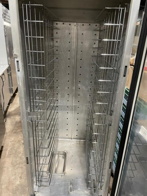 Metro FlavorView Series heated holding cabinet, model C175-CM2000. Features built-in pan rack, 120V power, on casters, excellent condition.