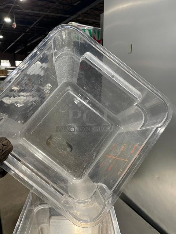 Winco Commercial 6 Qt. Clear Polycarbonate Food Storage Container, durable, stackable, with measurement markings. Excellent condition.