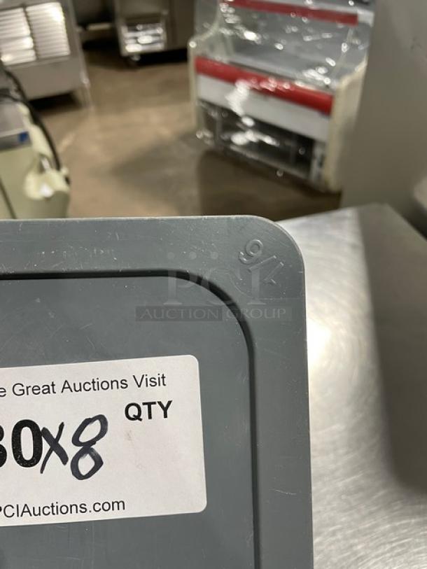 Vigor commercial gray food storage container lid, squared, marked "9L," new condition. 8x lot multiplier tag visible.
