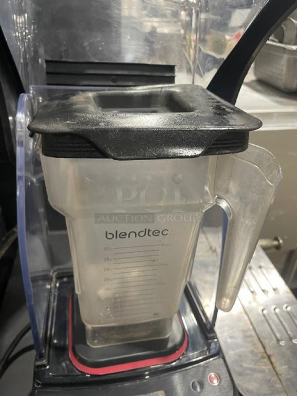 2019 Blendtec Stealth 895 CQB2 commercial blender, black, 32 oz., with clear sound enclosure, electric-powered, 100-127V.