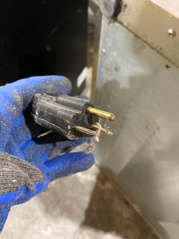 Damaged power plug for Nemco Commercial Stainless Steel Electric Powered Countertop Hot Dog Roller Grill.