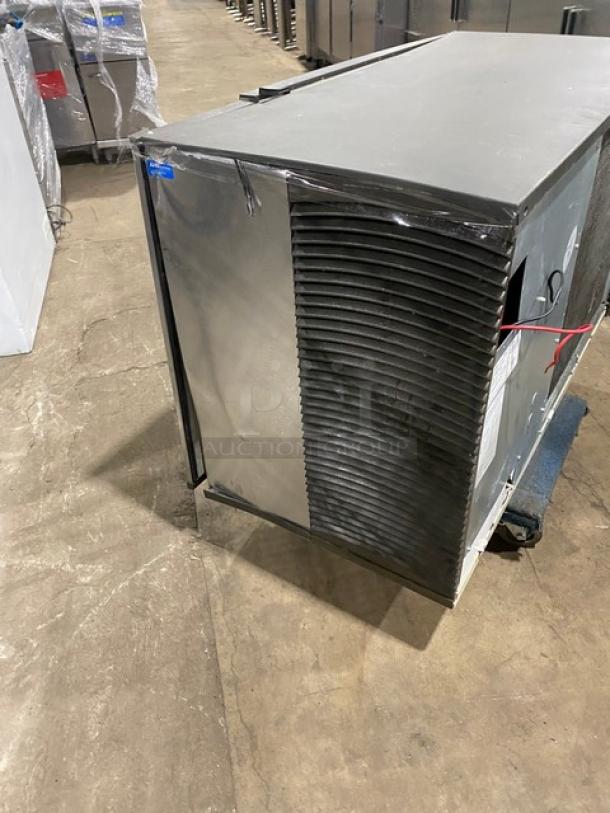 Manitowoc SY1804A stainless steel ice machine head, electric, air-cooled, 208-230V, 1 phase, commercial-grade, SN: 110985093.