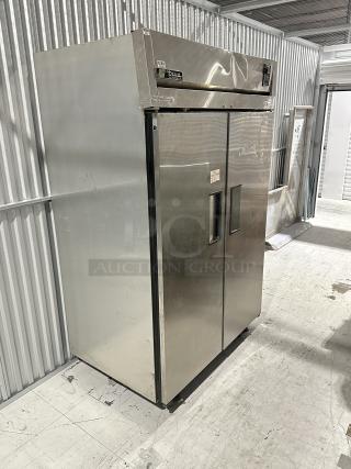 USED! True Refrigerator - 2 Sections 3025342. - Item #1209303