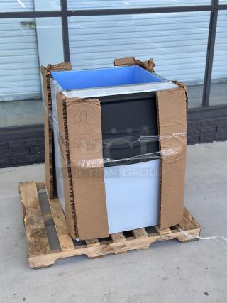 Avantco Ice BIN27530 30