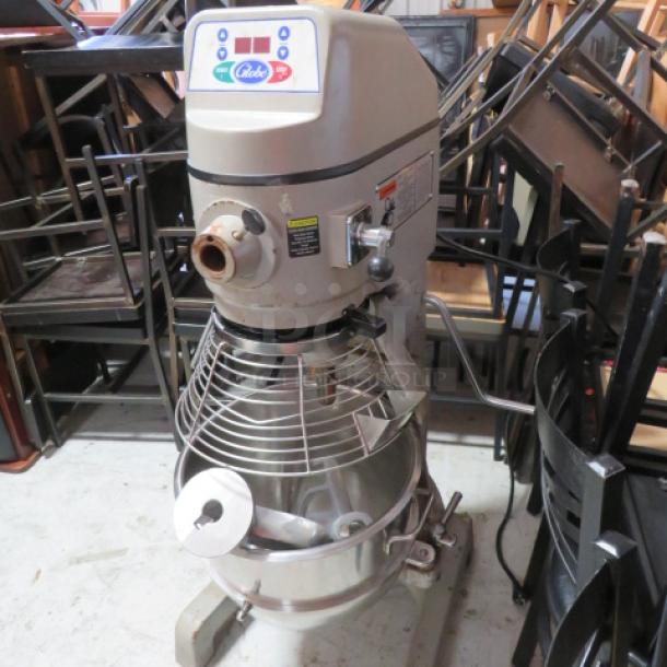 Globe SP30 stand mixer with guard, stainless steel bowl, paddle, hook; 30-quart capacity, 115V, excellent condition.