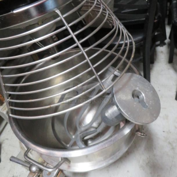 Globe SP30 30 Quart Stand Mixer with guard, stainless steel bowl, paddle, and hook. Model SP30, 115V, excellent condition.