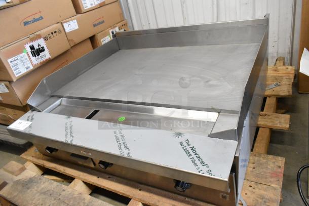 Brand new 2021 Southbend PE36N-TTT stainless steel electric griddle, 208V, 1 Phase, countertop model, with protective film.