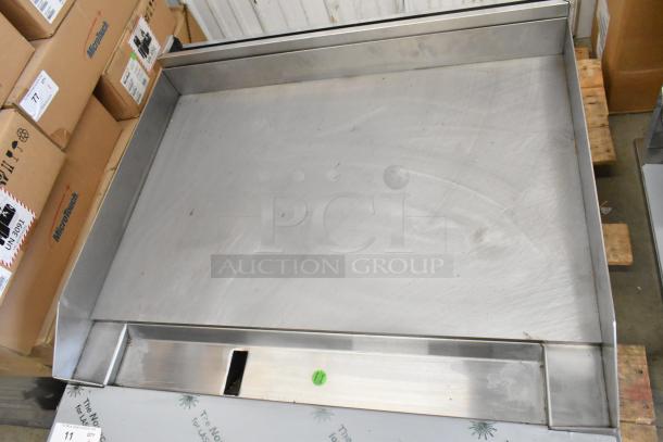 BRAND NEW! 2021 Southbend PE36N-TTT stainless steel electric griddle, 208V, 1 phase, flat top, commercial use.