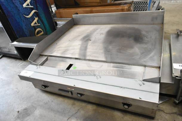 2021 Southbend PE36N-TTT stainless steel electric griddle, heavy-duty, flat top, 208V, 1 phase, commercial use.