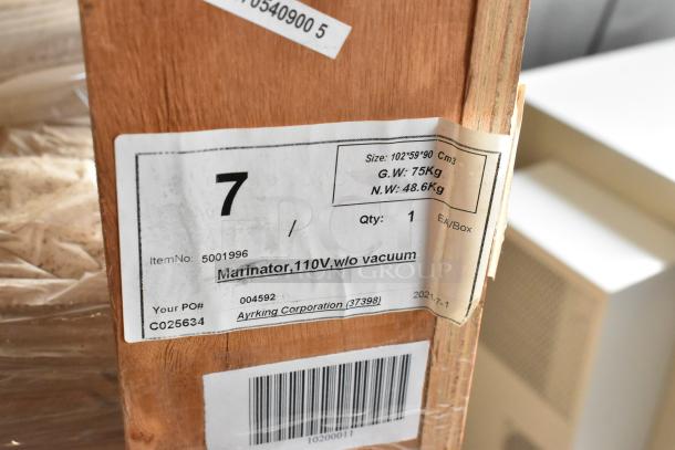 Brand new Ayr King 5001996 marinator in crate. 110 volts, 1 phase. Label shows item no. 5001996, G.W. 75Kg, N.W. 48.6Kg.