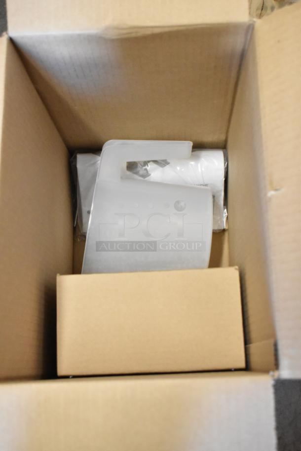 Brand new Bunn VP17-3 coffee machine in box with manual and accessories, 120V, 1 Phase, stainless steel.