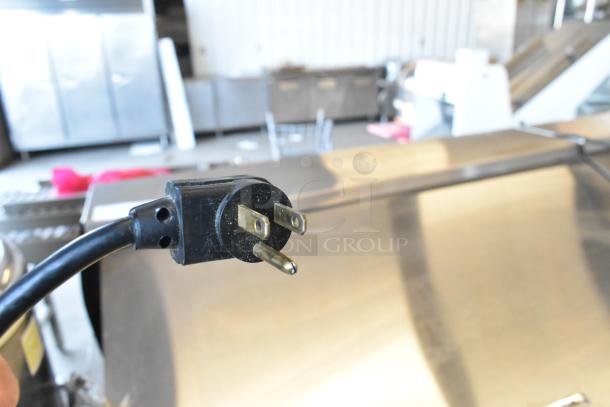True TUC-48-LP stainless steel undercounter cooler plug detail, 115 volts, 1 phase. Clean condition.