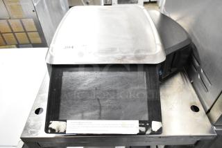 2016 Hobart HTi Metal Commercial Countertop Food Portioning Scale. 120/208-240 Volts, 1 Phase. - Item #1208081