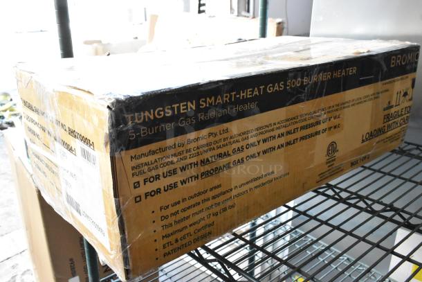 BRAND NEW Bromic Heating Tungsten Smart-Heat 500 Series Natural Gas Patio Heater, 43,000 BTU, boxed with minor dents.