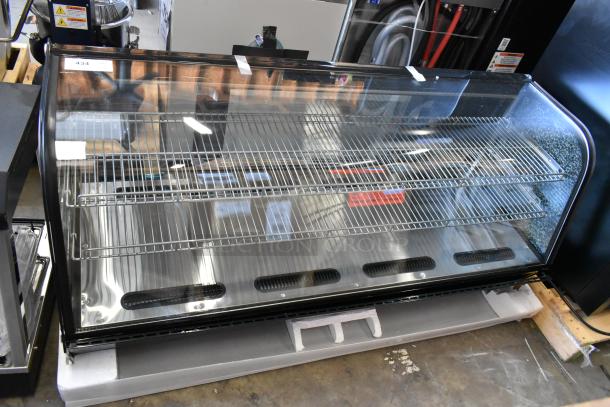 BRAND NEW KoolMore Metal Commercial Merchandising Case, scratch and dent, broken glass on side pane.