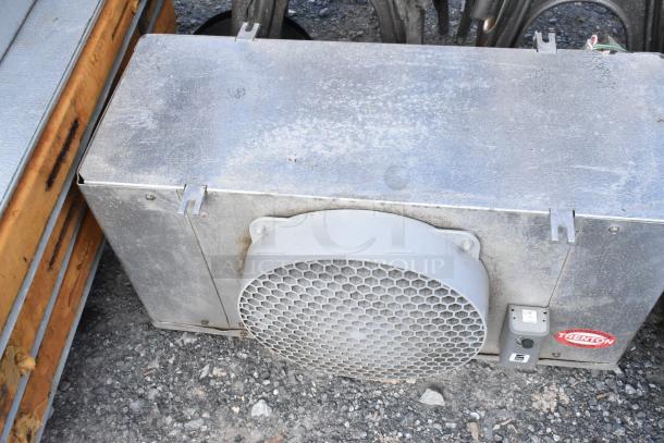Kolpak Walk-In Box with Copeland RST55C1E-CAA-901 Compressor and TPLP106MAS1BR6 Evaporator; visible wear.