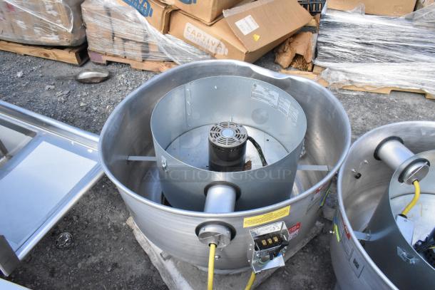 2 CaptiveAire DU85HFA commercial rooftop exhaust fans, missing tops. Metal construction. Auction, bid for both units.