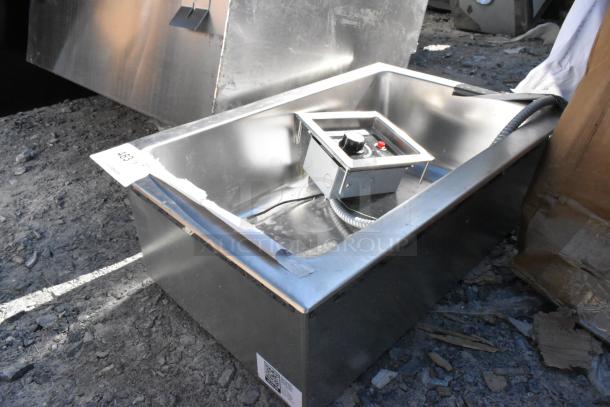 Brand new Avantco 177TM12A 2024 hot food well, top mount, stainless steel, round corners, drain, 120V, 1 Phase, scratch and dent.