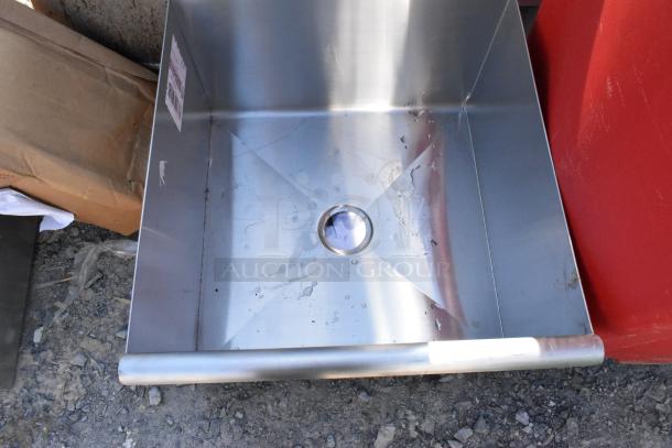 Brand new Steelton 522US12424 24" x 24" x 14" utility sink, scratch and dent, no legs, for 8" center faucet.