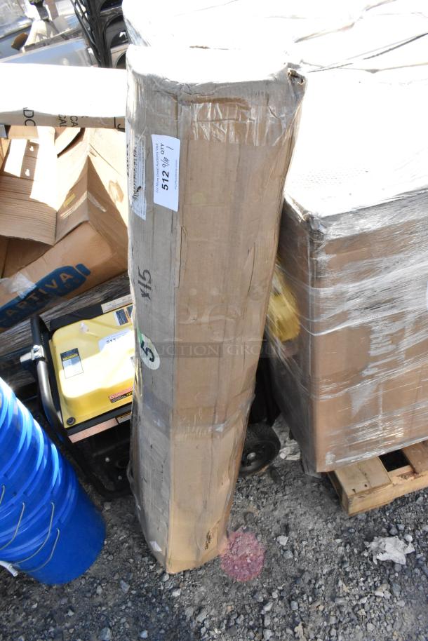 Brand new Lavex 844LLMAMOE46 4'x6' rubber livestock mat, amoebic pattern, 1/2" thick. Box shows minor wear.