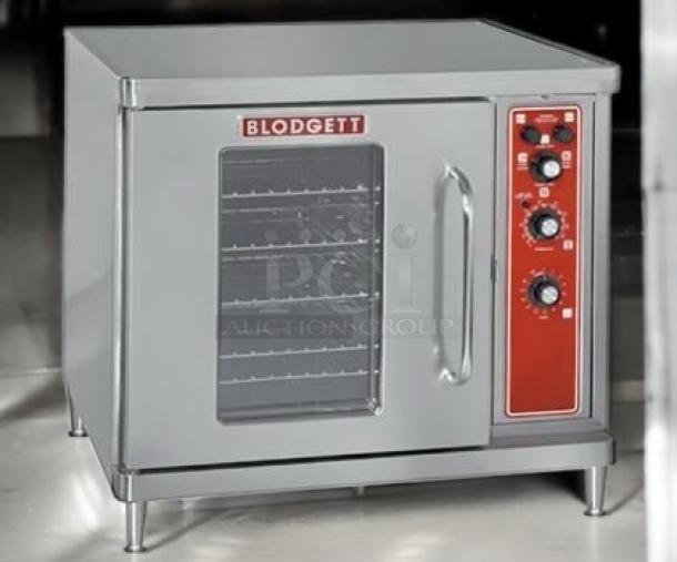 Brand new Blodgett CTB countertop convection oven, natural gas/electric, 120V, stainless steel, tested and working condition.