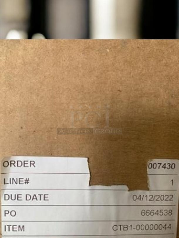 Label showing order number 007430, line 1, due date 04/12/2022, PO 6664538, item CTB1-00000044.
