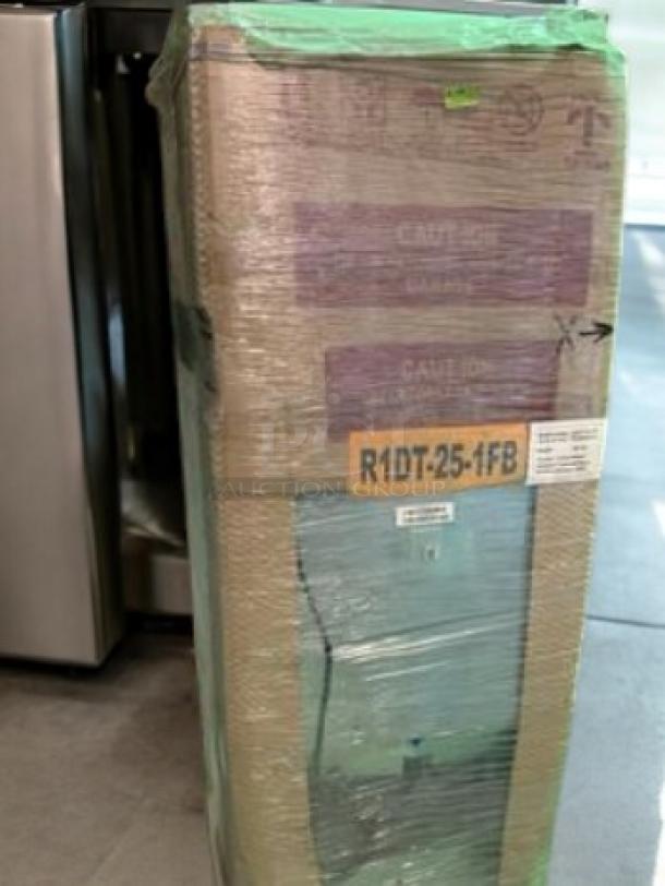 Brand new Randell R1DT-25-1FB reach-in refrigerator/freezer, dual temperature, 25" wide, fully tested, in original packaging.